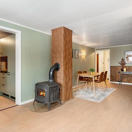 Central And Newly Renovated Apartment For Rent Tromsø Zewnętrze zdjęcie