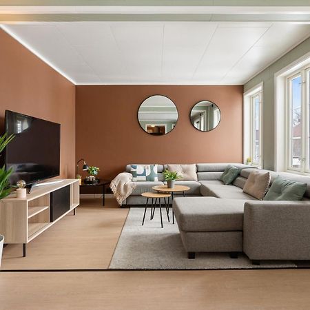 Central And Newly Renovated Apartment For Rent Tromsø Zewnętrze zdjęcie